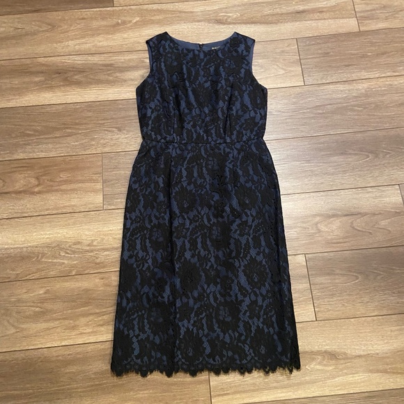 Lovely Navy Silk Black Lace Brooks Brothers Sleeveless Sheath Dress Size 6 - Picture 1 of 15
